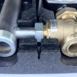 Grupa pompowa grzewcza DN25 z termostatycznym zaworem mieszającym M2 FIX3 (20-45 °C) - GW 1", (do rozdzielaczy DN25), Pompa GRUNDFOS  UPM3 AUTO 25-70 - obrazek 4